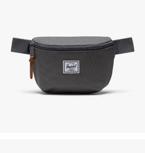 Load image into Gallery viewer, HERSCHEL FOURTEEN HIP PACK