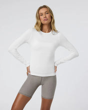 Load image into Gallery viewer, VUORI LONG SLEEVE LUX CREW TEE WOMENS TOP