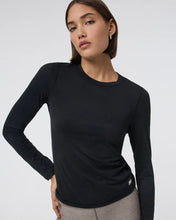 Load image into Gallery viewer, VUORI LONG SLEEVE LUX CREW TEE WOMENS TOP