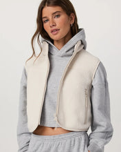 Load image into Gallery viewer, VUORI ALPINE VEST BONE FLEECE WOMENS VEST