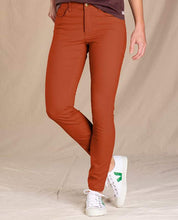 Load image into Gallery viewer, TOAD&CO EARTHWORKS 5 POCKET SKINNY WOMENS PANT