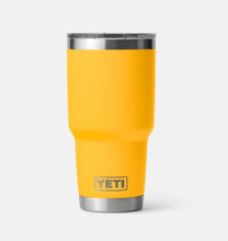 Load image into Gallery viewer, YETI RAMBLER 30OZ TUMBLER WITH MAGSLIDER LID