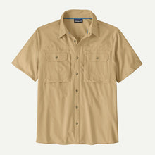 Load image into Gallery viewer, PATAGONIA SHORT SLEEVED SELF-GUIDED SUN SHIRT BUTTON DOWN MENS TOP

