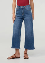 Load image into Gallery viewer, DUER PERFORMANCE DENIM + HIGH RISE WIDE LEG CROP SWELL WOMENS PANT
