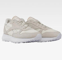 Load image into Gallery viewer, REEBOK CLASSIC LEATHER SP WOMENS
