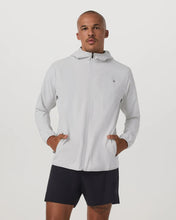 Load image into Gallery viewer, VUORI OUTDOOR TRAINER SHELL GREY MIST LINEN TEXTURE MENS JACKET
