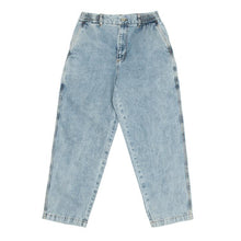 Load image into Gallery viewer, WKND LOOSIES LIGHT DENIM PANTS
