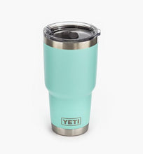 Load image into Gallery viewer, YETI RAMBLER 30OZ TUMBLER WITH MAGSLIDER LID
